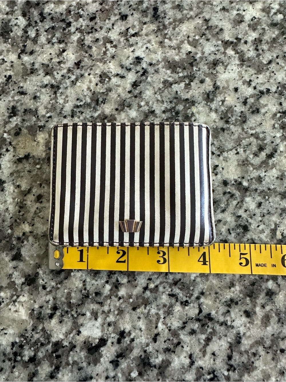 henri bendel Black and White Striped Card & Key Holder - Picture 4 of 10